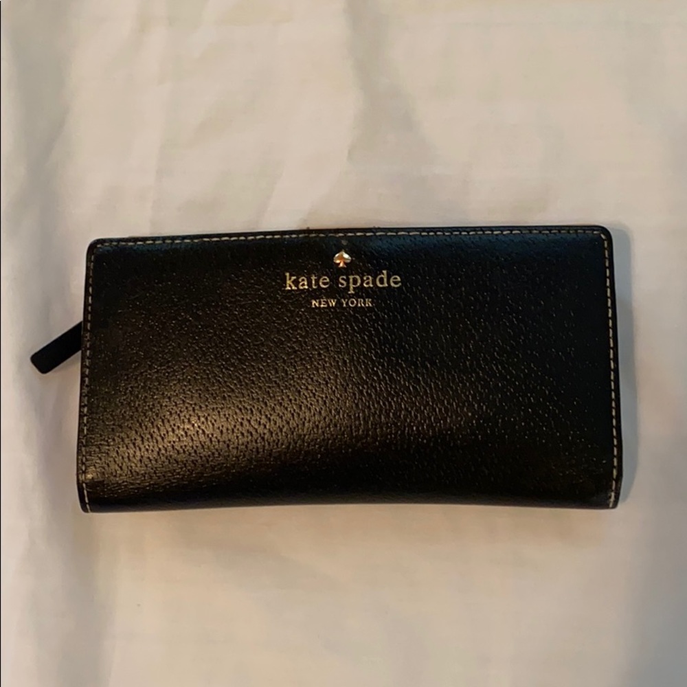 Black Kate Spade clutch wallet